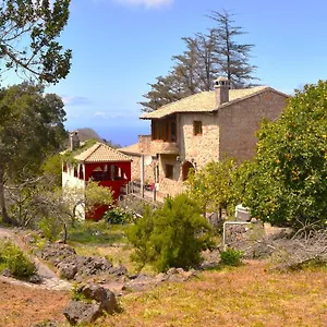 https://casa-rural-la-gustoza.in-canary-islands.com